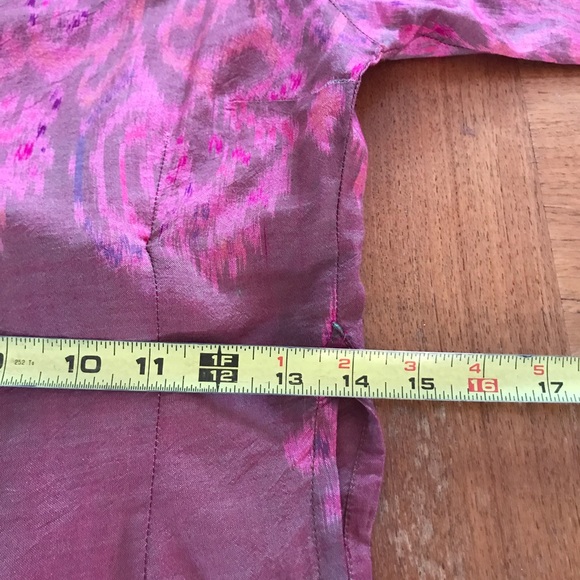 Maggie Walt Global Fashions Wrap Top Size XS/Small - Picture 8 of 11